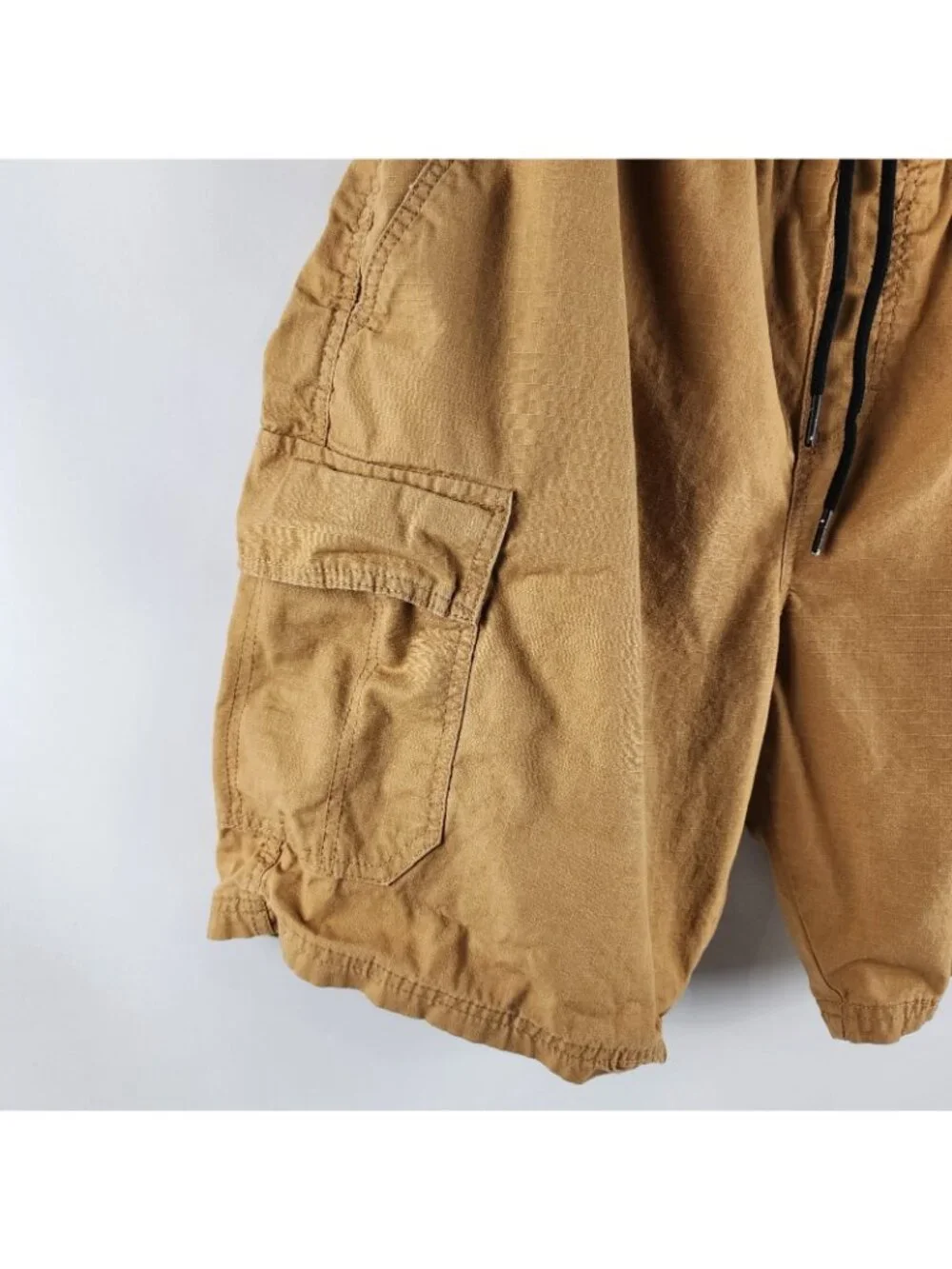 Southpole Shorts Mens XL Brown Tan Cargo Shorts (32x8)